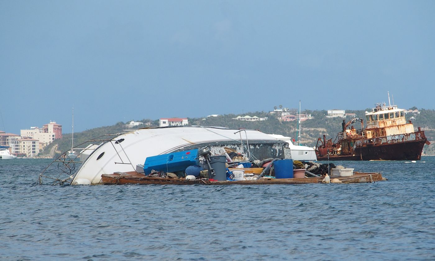 hajoroncs Irma hurrikan St. Martin laguna