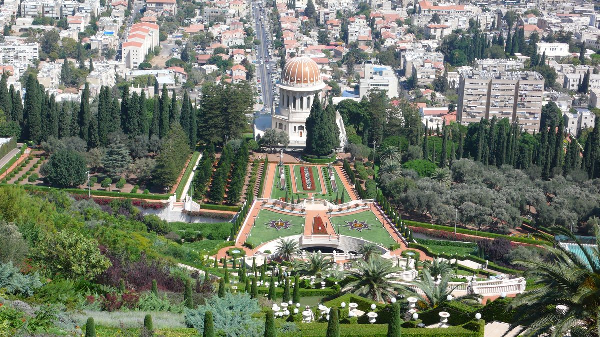 Bahai-szently a Perzsa-kerttel